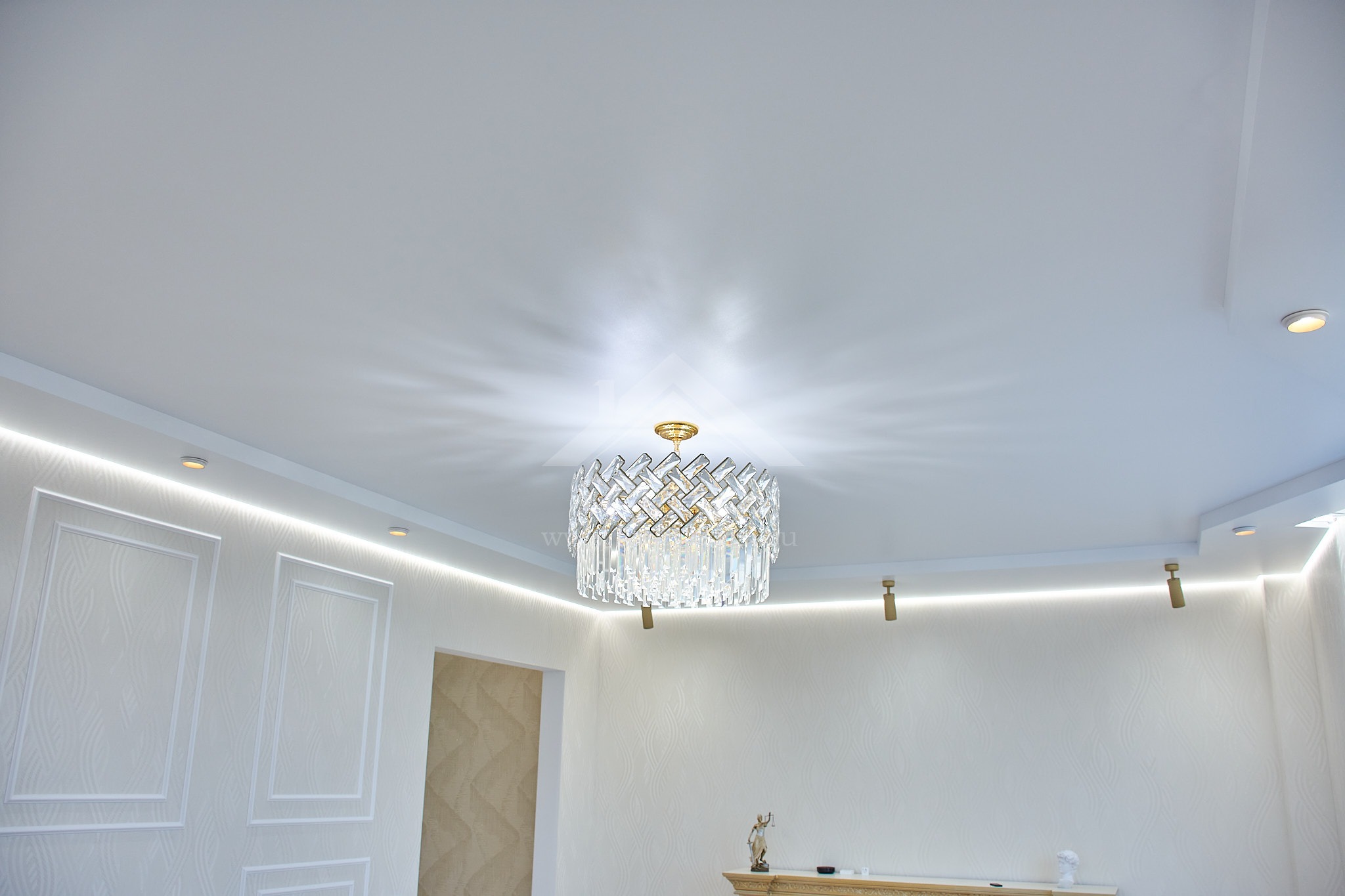 Парящие потолки